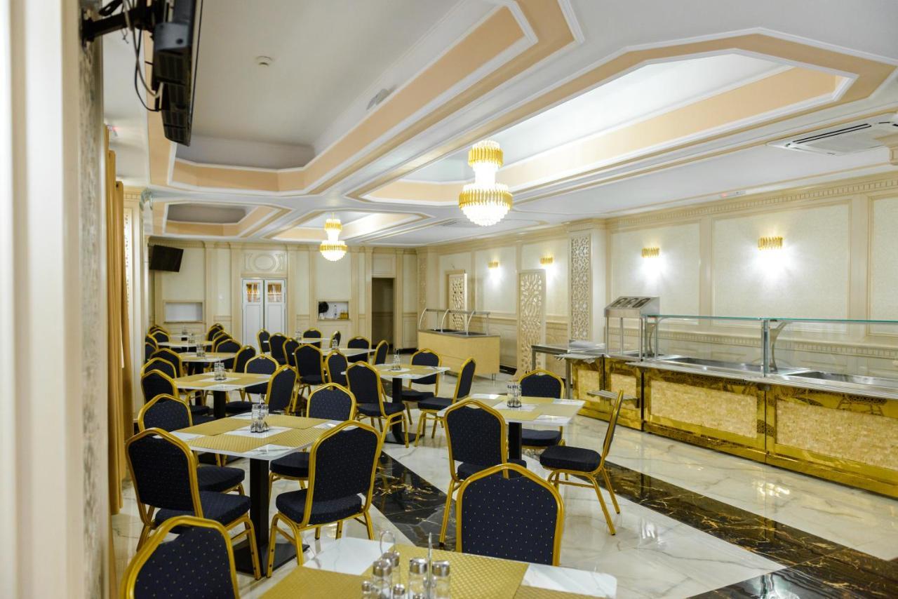 Little Orient Hotel Brăila Buitenkant foto